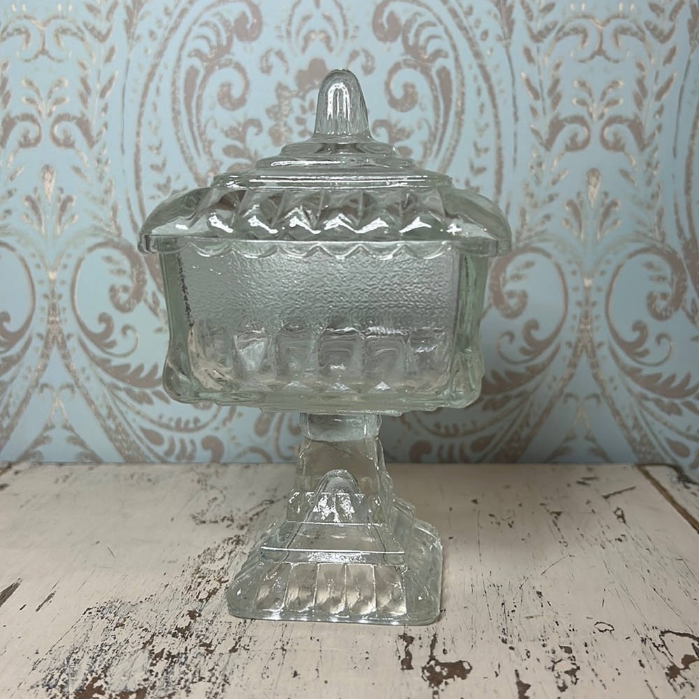 Vintage Wedding Cake Box